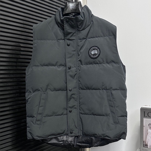 Canada Goose Charcoal Puffer Vest - Picture 1 of 7
